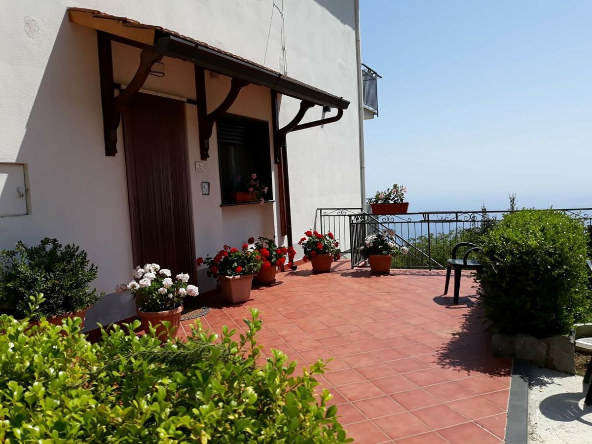 Bb Santalucia Bed & Breakfast Agerola Exterior foto